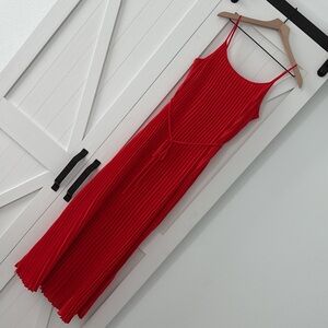 Elegant Red Pleated Dress